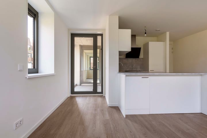 Photo 13 of Amersfoortsestraat 124-A03