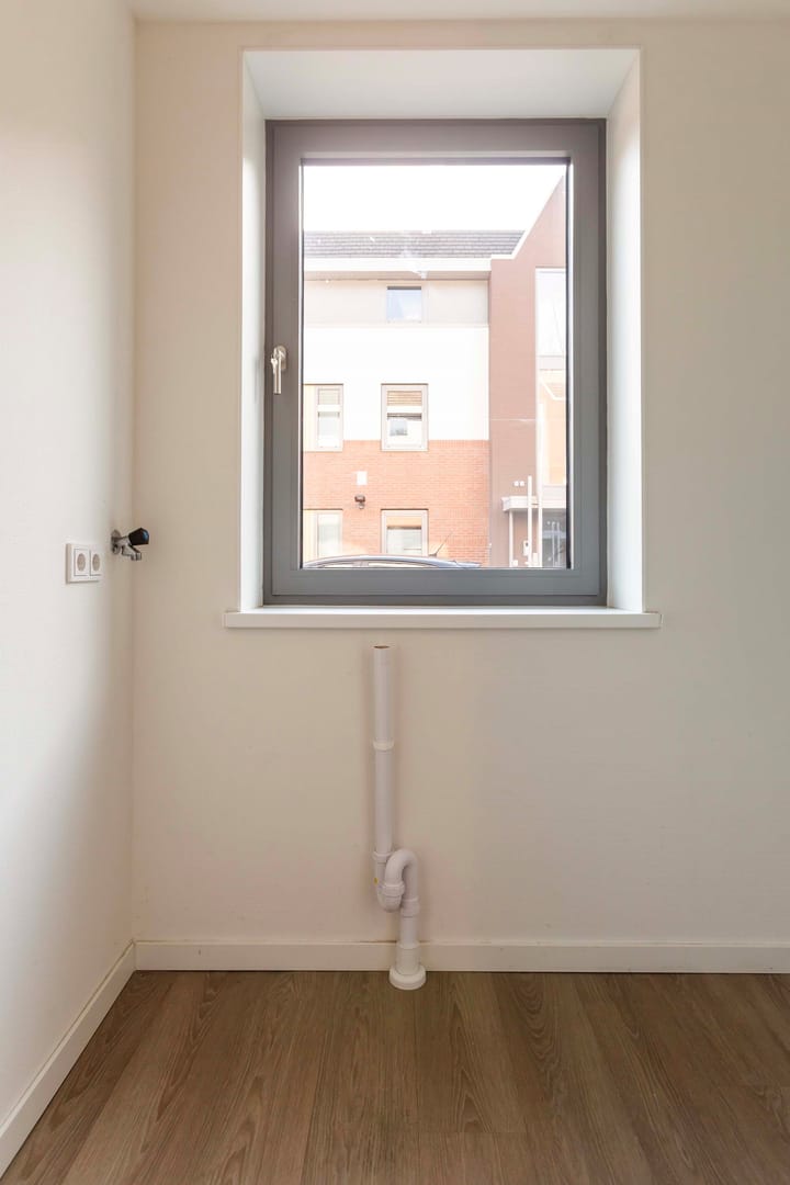 Photo 23 of Amersfoortsestraat 124-A03