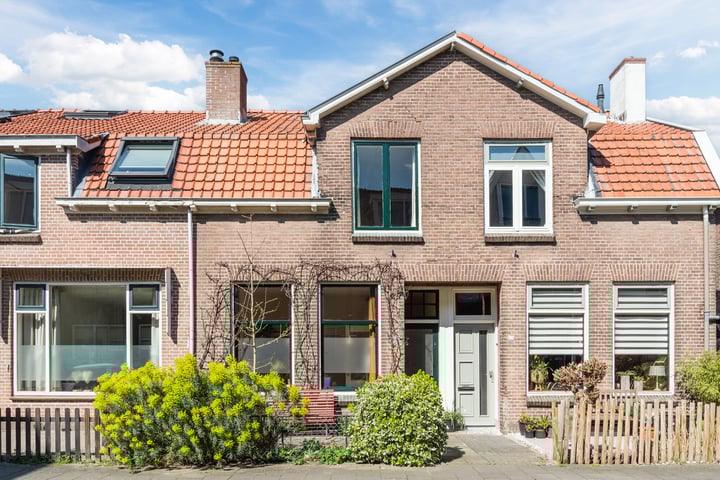 Bekijk foto van Katwijksestraat 9