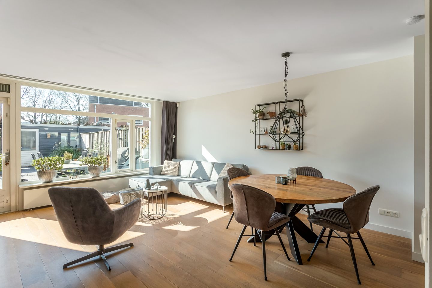 Foto 4 van Dagpauwoog 13