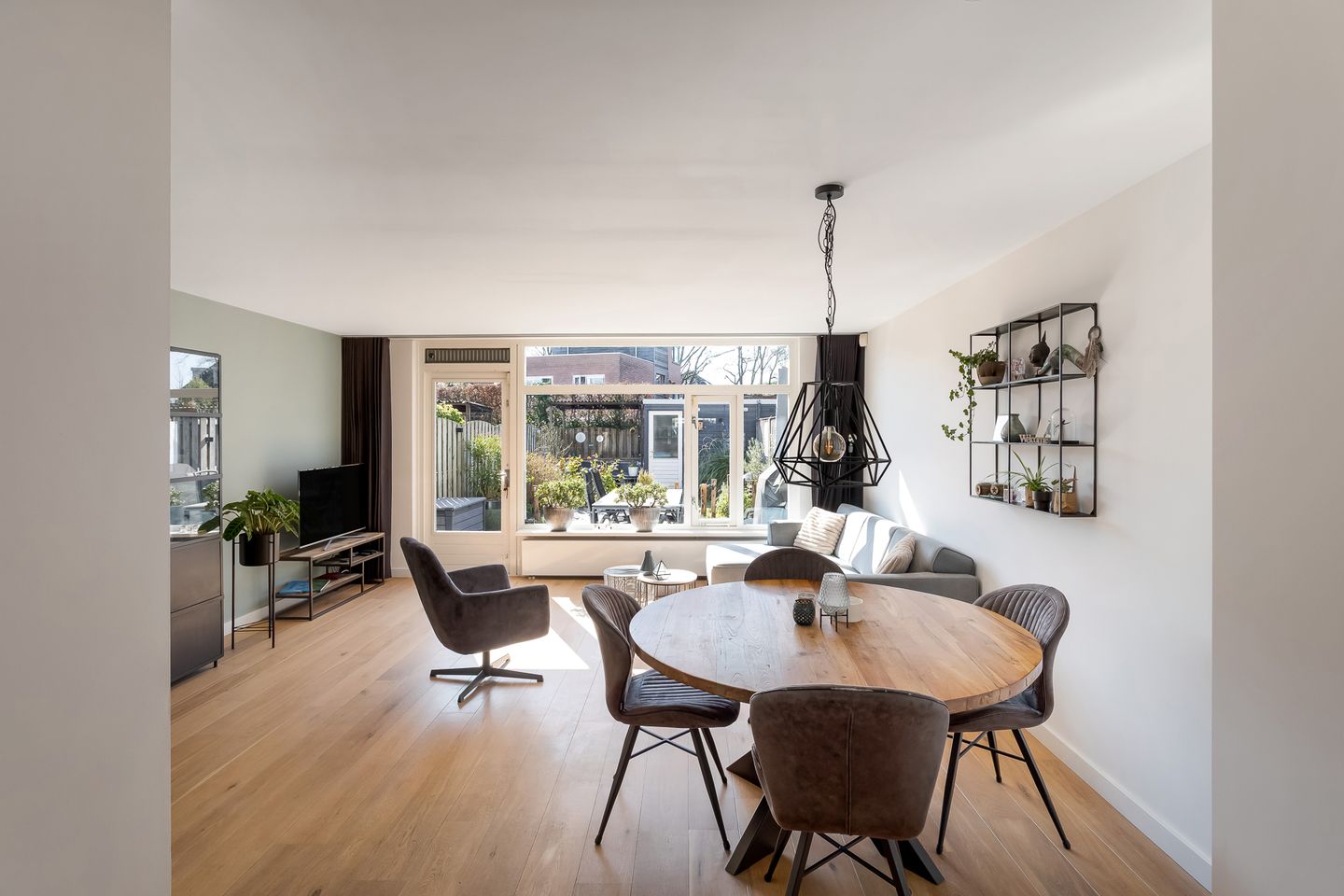 Foto 5 van Dagpauwoog 13