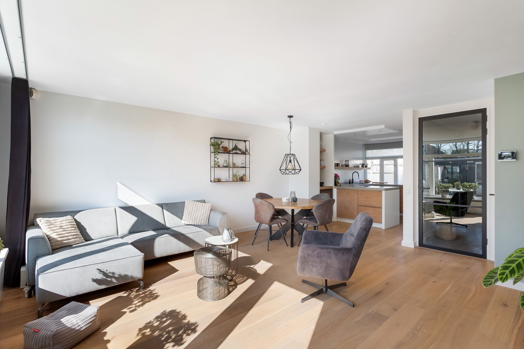 Foto 6 van Dagpauwoog 13