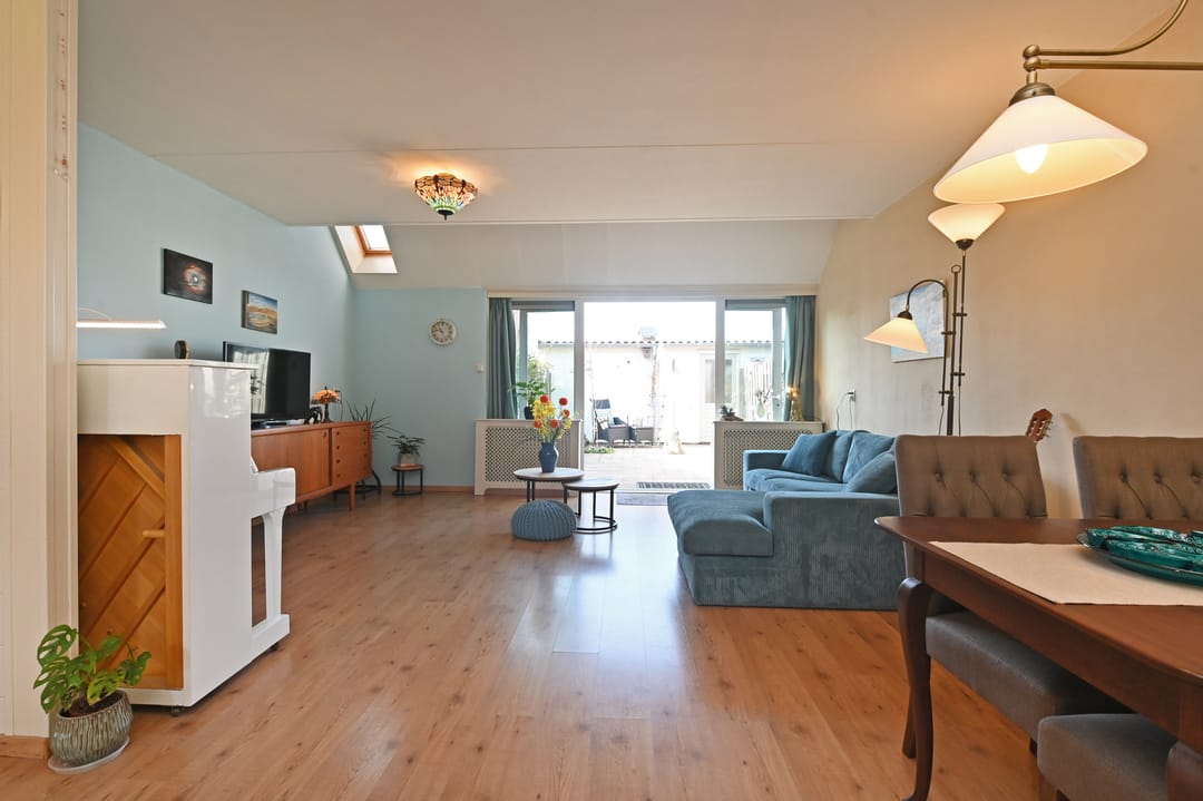 Foto 2 van Saturnus 26