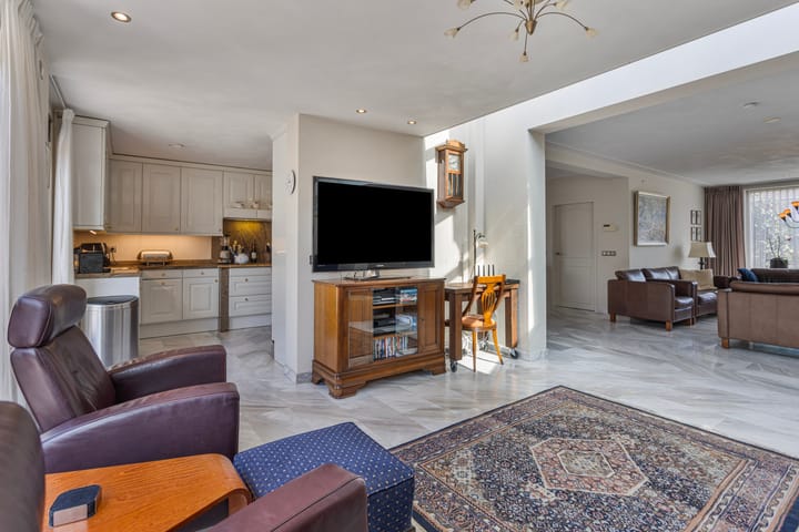 Foto 9 van Hortensiastraat 4