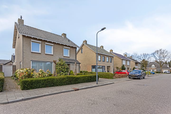 Foto 1 van Hortensiastraat 4