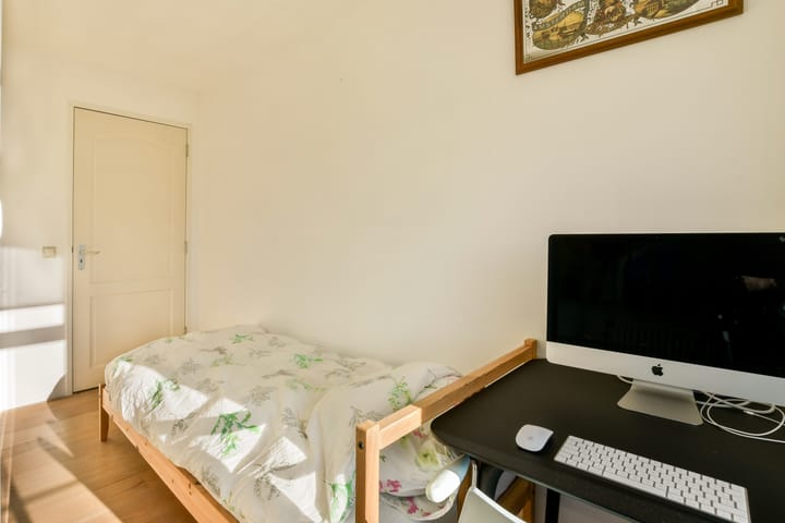 Photo 14 of Marnixstraat 107-D