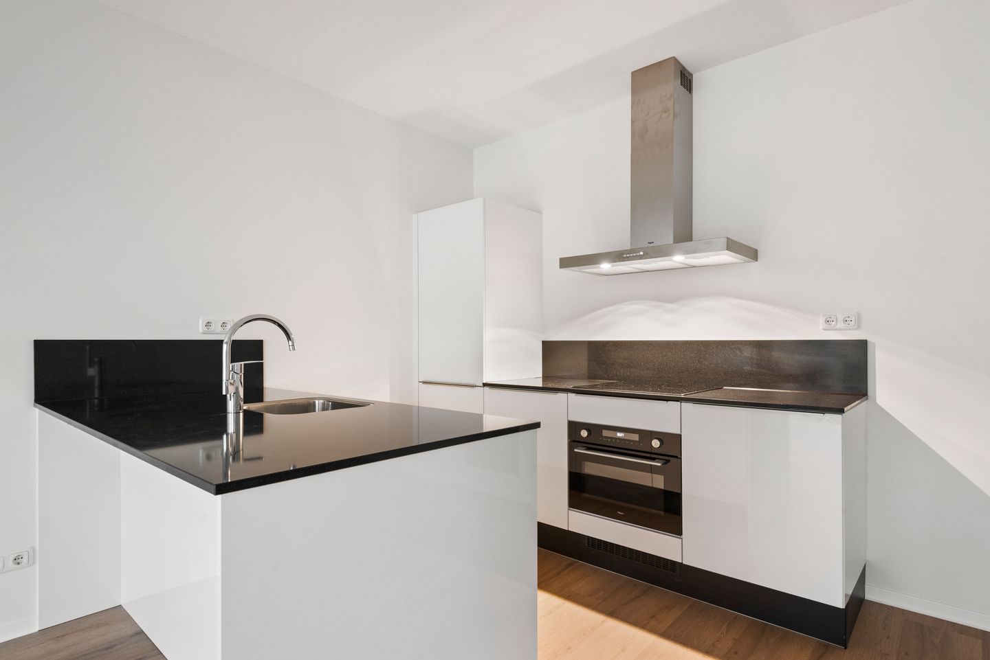 Foto 10 van Willem Parelstraat 50