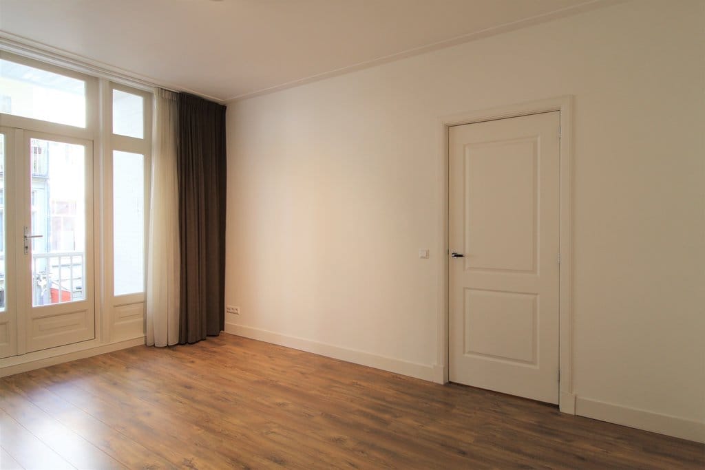 Foto 7 van Frans van Mierisstraat 48-1