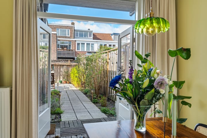 Foto 31 van Van Egmondkade 54