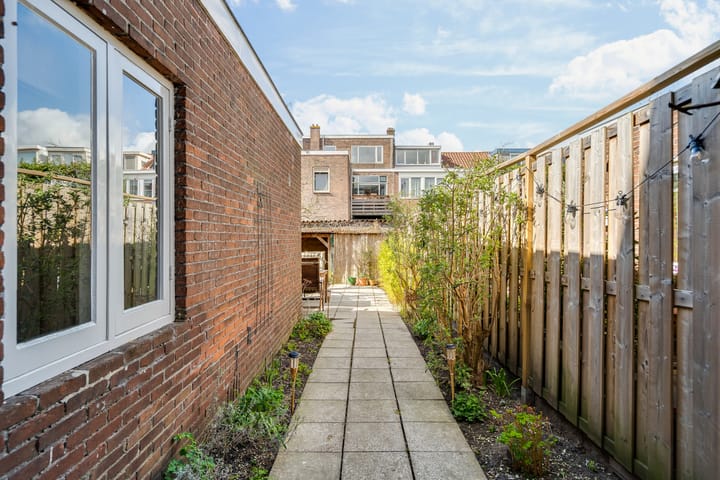 Foto 33 van Van Egmondkade 54