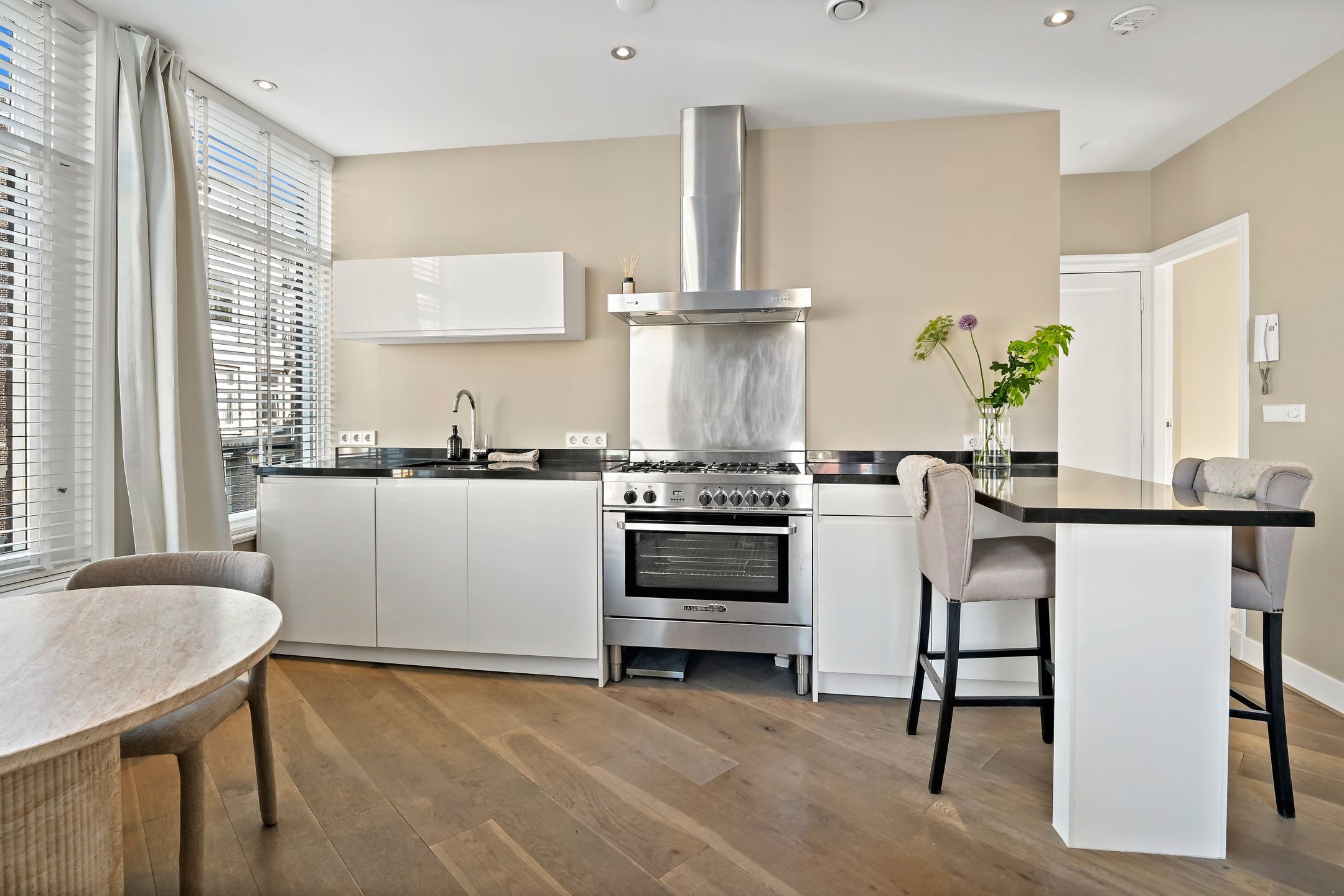 Foto 9 van Kanaalstraat 197-1