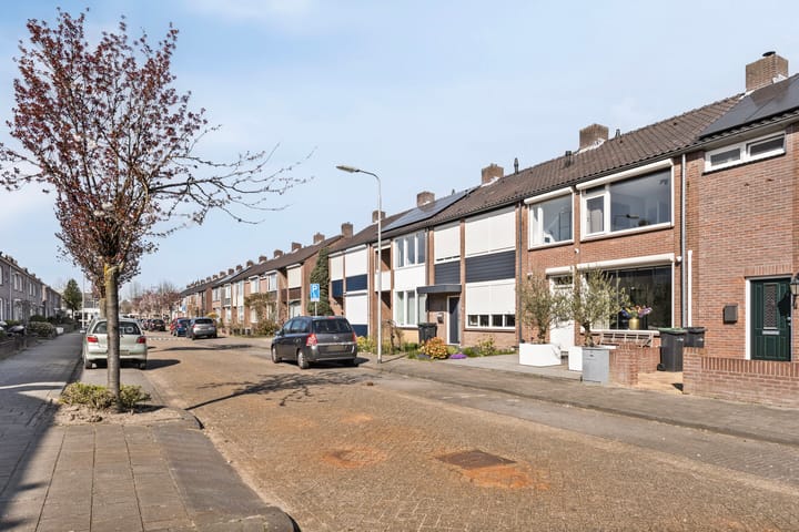 Foto 28 van Maria van Bourgondiëstraat 7