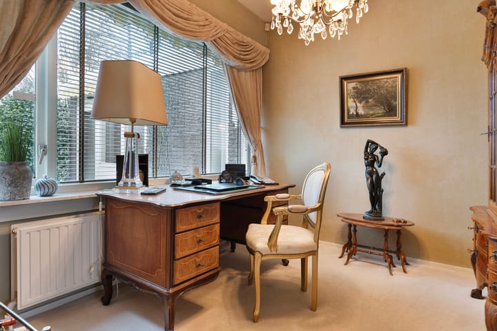 Foto 24 van Weidebloemstraat 16