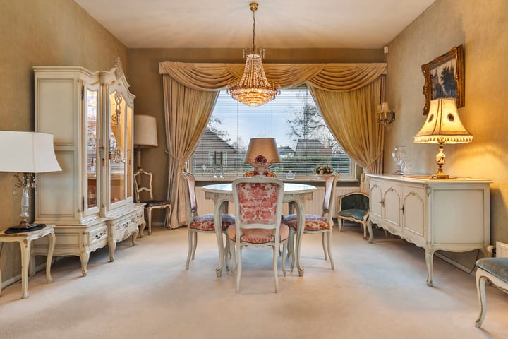 Foto 19 van Weidebloemstraat 16