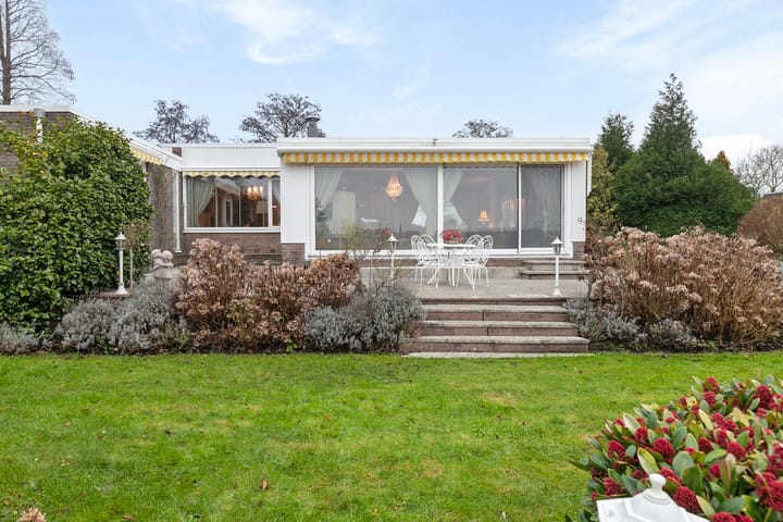 Foto 39 van Weidebloemstraat 16