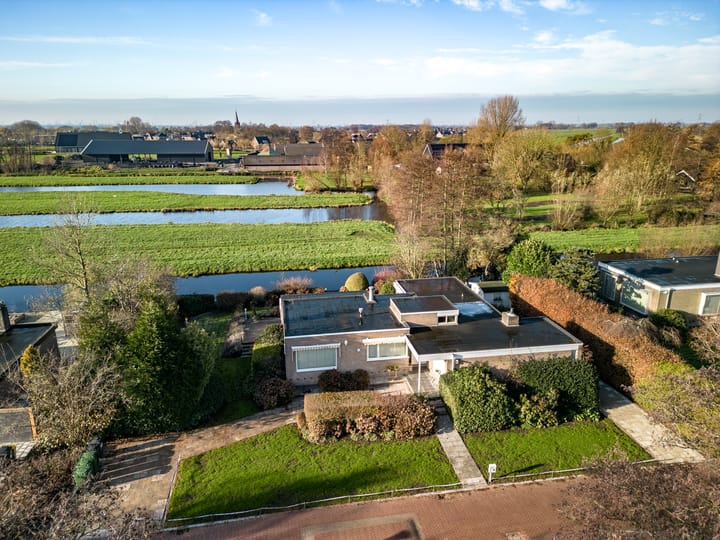 Foto 44 van Weidebloemstraat 16