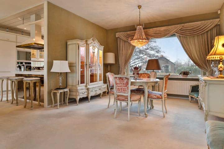 Foto 18 van Weidebloemstraat 16