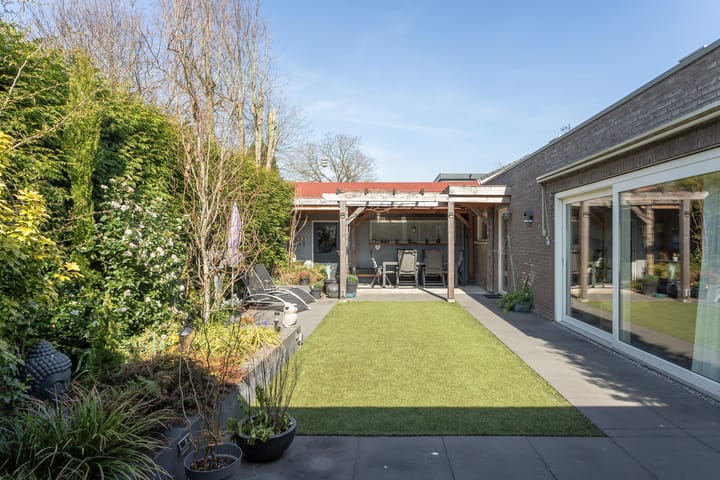 Foto 50 van Vooskerbos 40