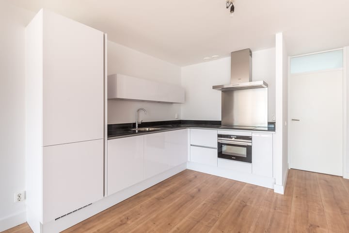 Foto 2 van Weena 67-C