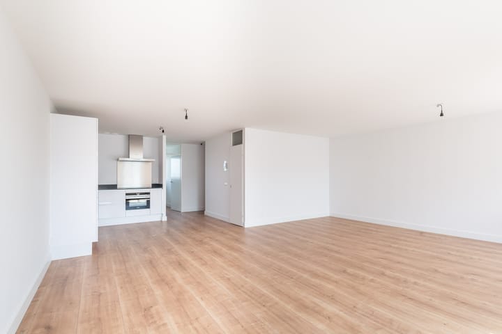 Foto 8 van Weena 67-C