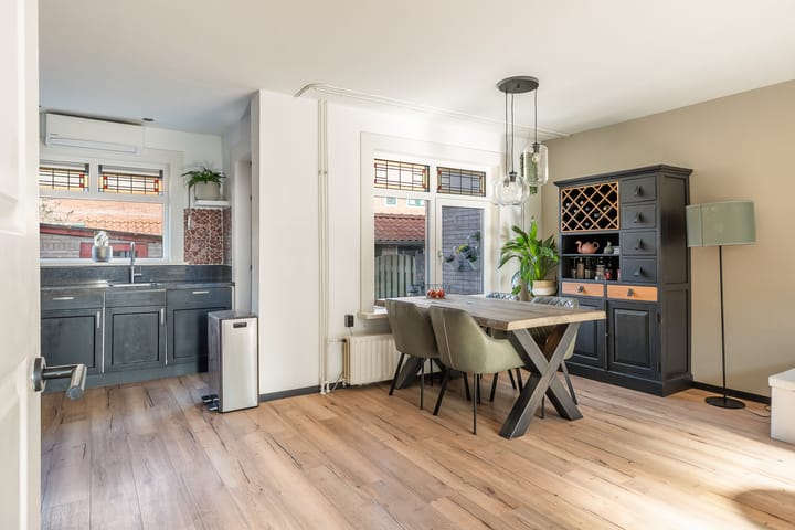 Foto 9 van Nessestraat 57