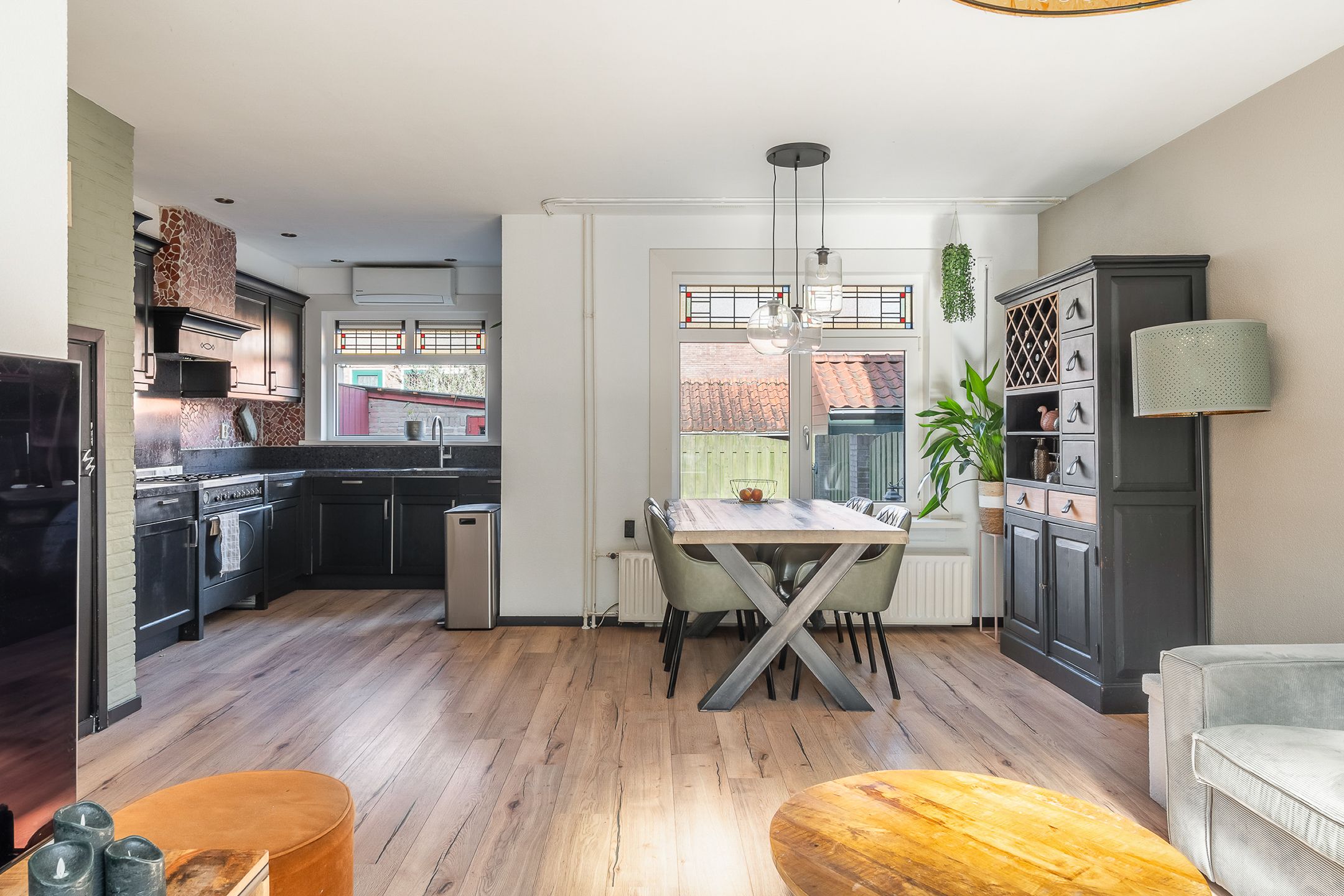 Foto 12 van Nessestraat 57