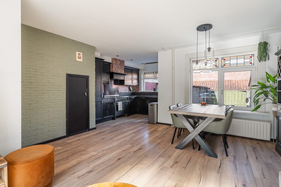 Foto 13 van Nessestraat 57