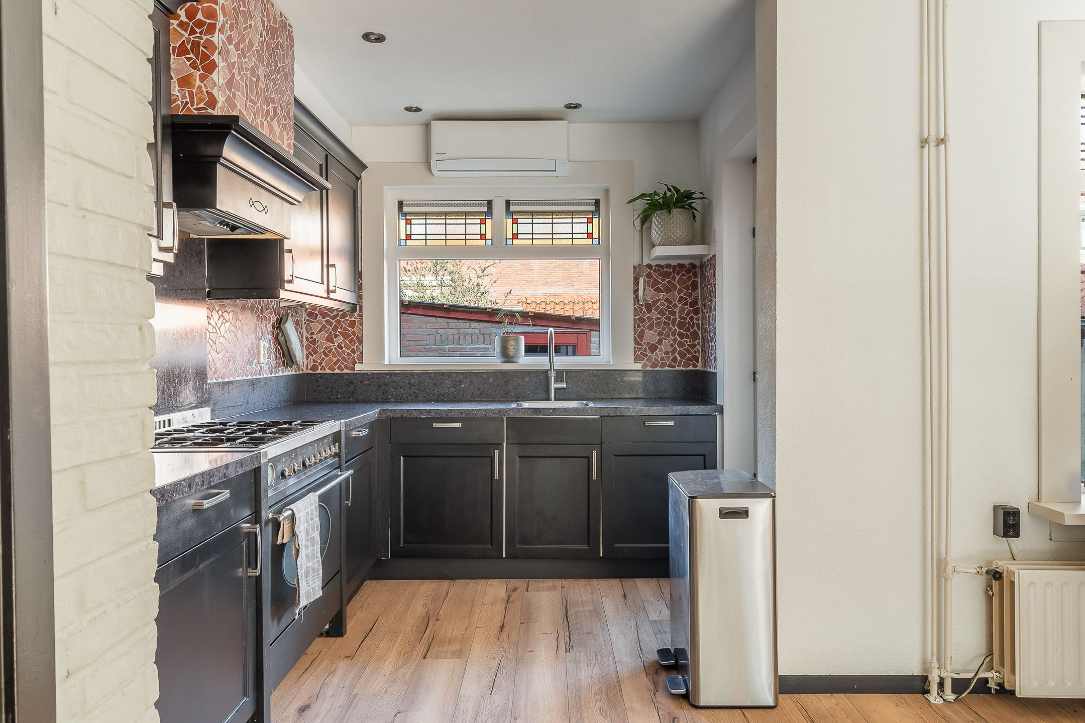 Foto 15 van Nessestraat 57