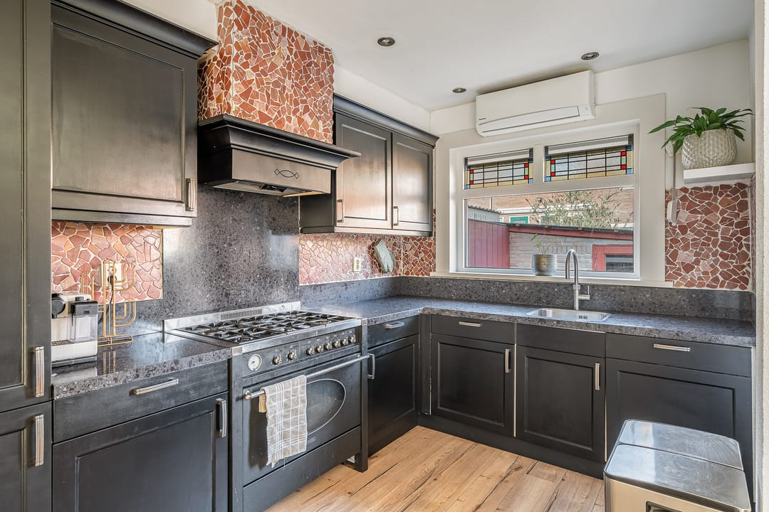 Foto 16 van Nessestraat 57