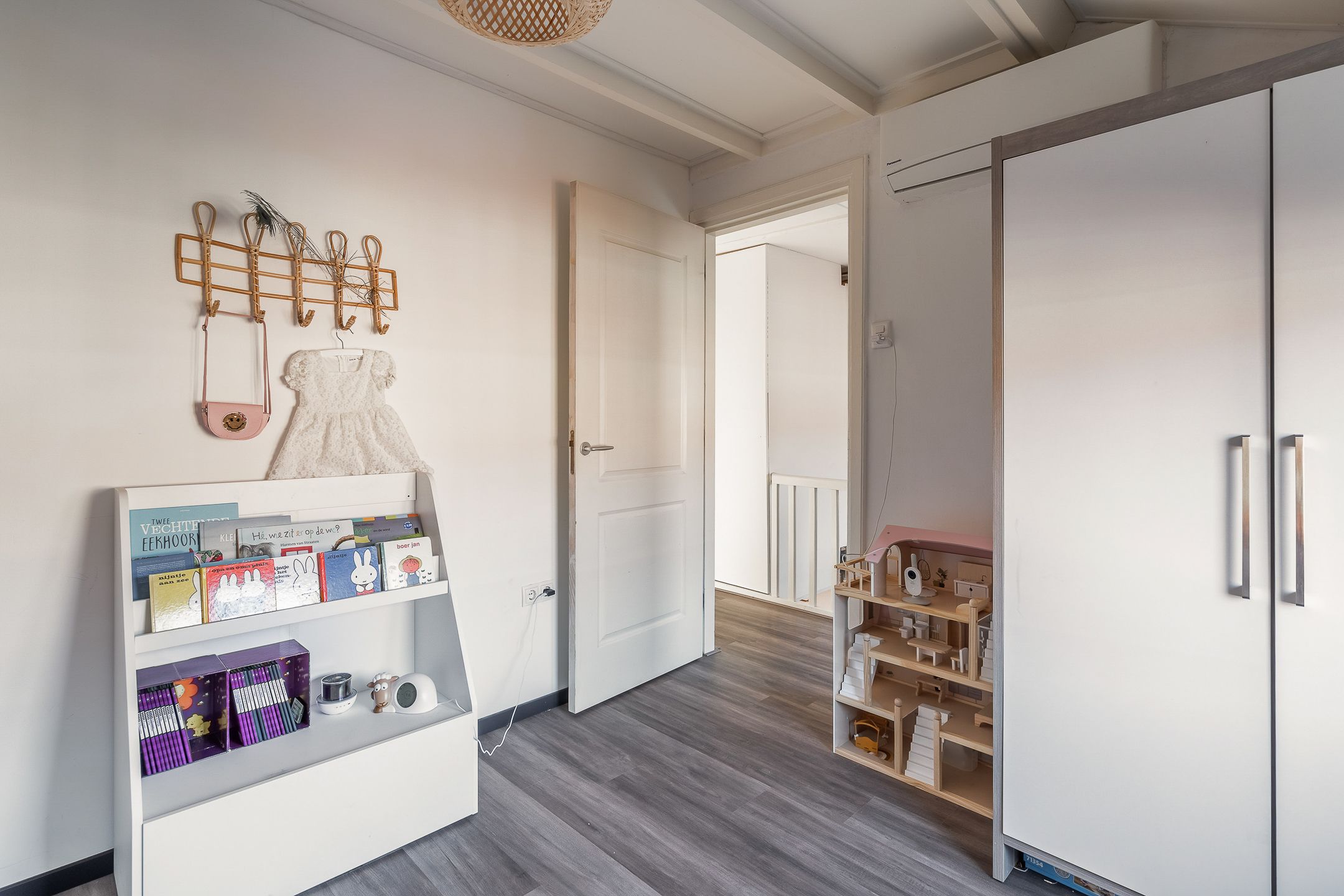 Foto 30 van Nessestraat 57