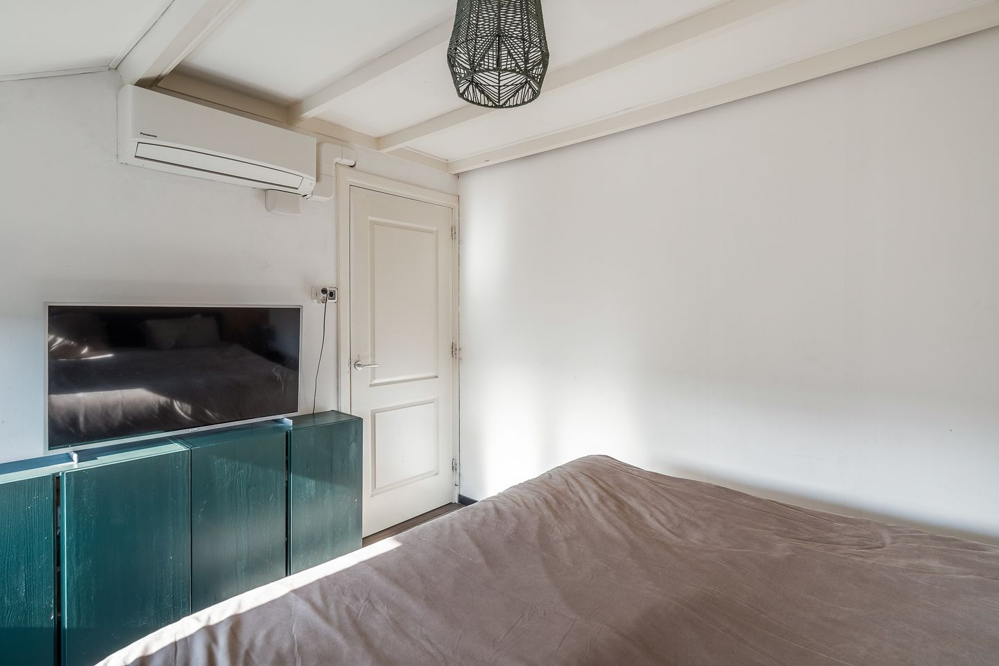 Foto 34 van Nessestraat 57