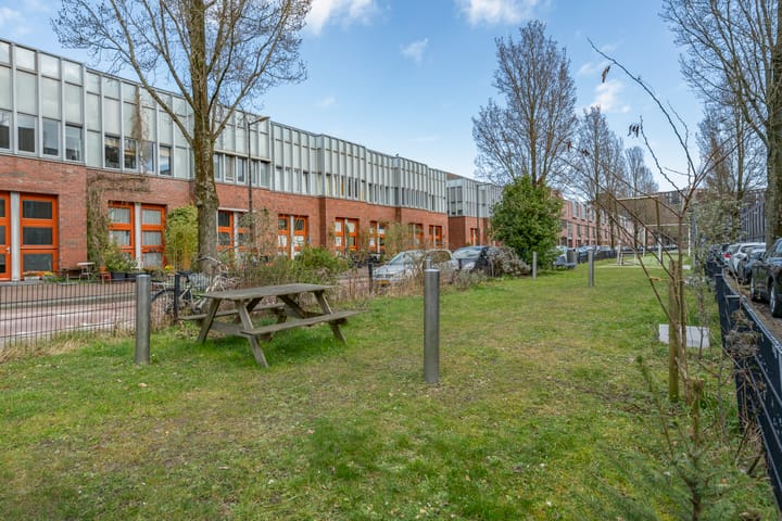 Foto 33 van Feike de Boerlaan 136