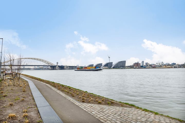 Foto 33 van Hornetstraat 36