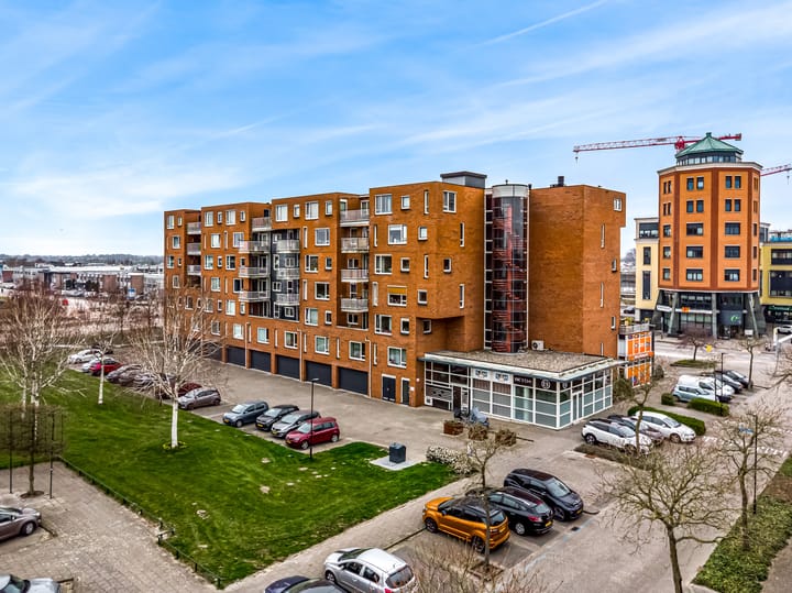 Photo 1 of Stationsplein 96