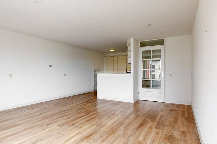 Photo 8 of Stationsplein 96