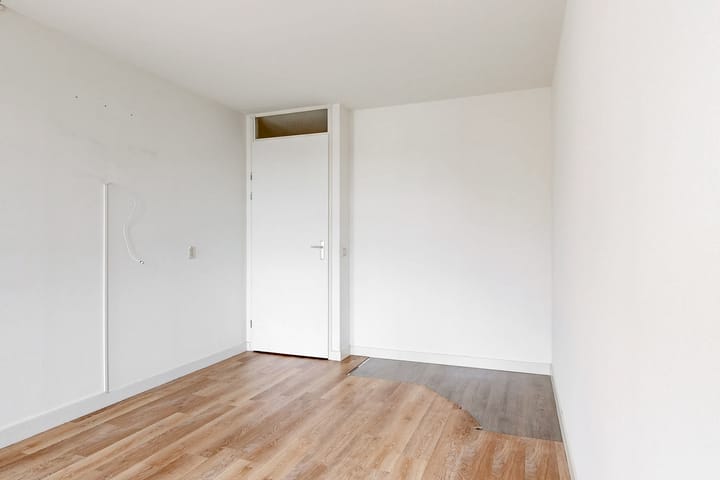 Photo 16 of Stationsplein 96