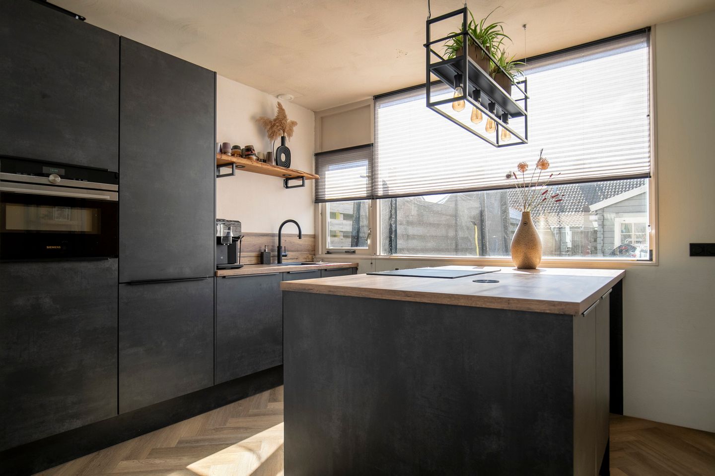 Foto 4 van Van Ommenstraat 14