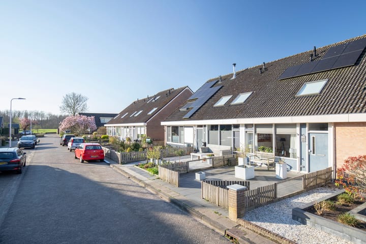 Foto 7 van Van Ommenstraat 14