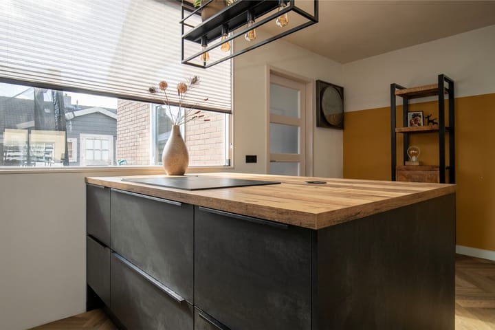 Foto 17 van Van Ommenstraat 14