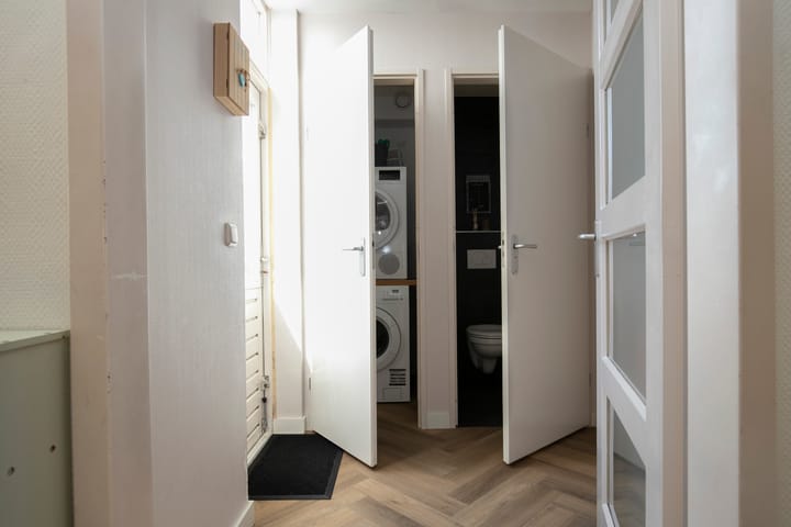 Foto 19 van Van Ommenstraat 14