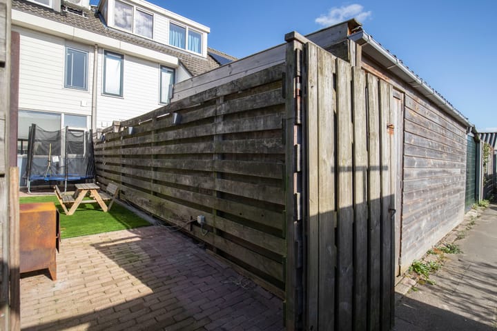 Foto 22 van Van Ommenstraat 14