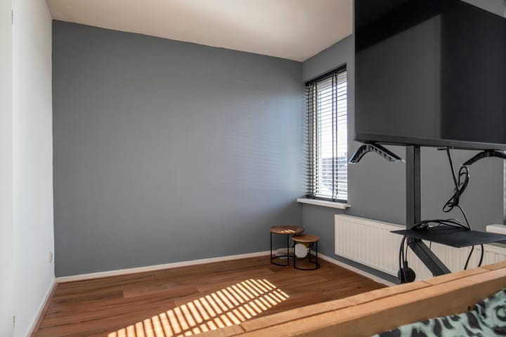 Foto 28 van Van Ommenstraat 14