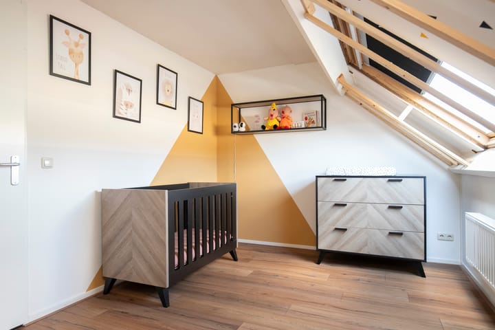 Foto 29 van Van Ommenstraat 14