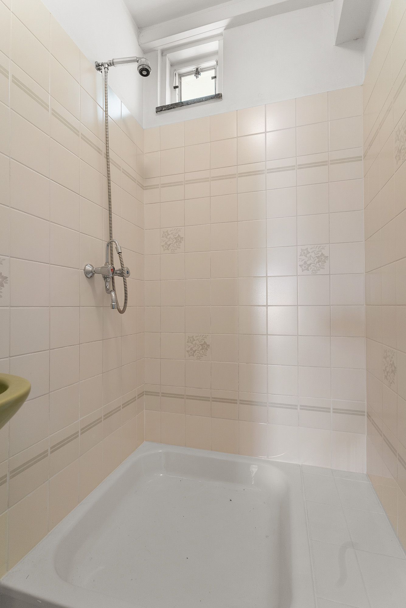 Foto 24 van Professor van der Veldenstraat 7