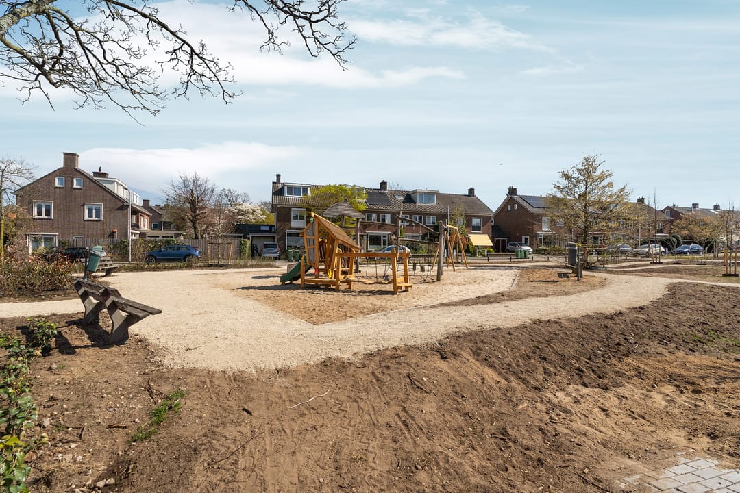 Foto 32 van Professor van der Veldenstraat 7