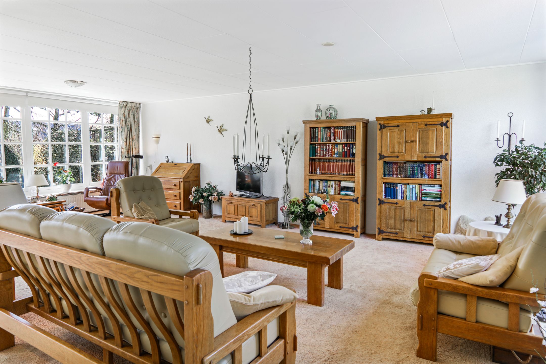 Foto 9 van Planetenweg 61