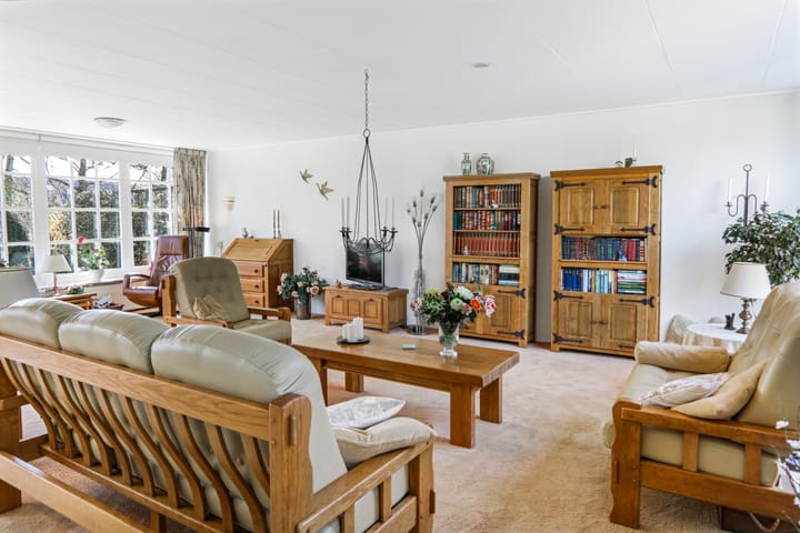 Photo 9 of Planetenweg 61