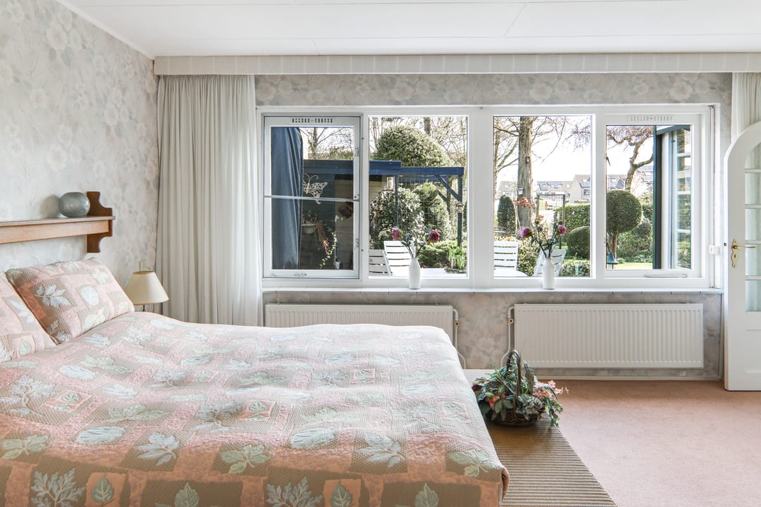 Foto 16 van Planetenweg 61