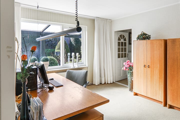 Photo 22 of Planetenweg 61