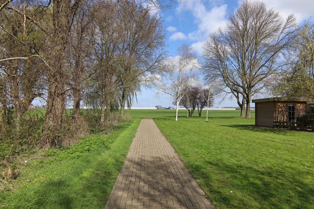 Foto 32 van Planetenweg 61